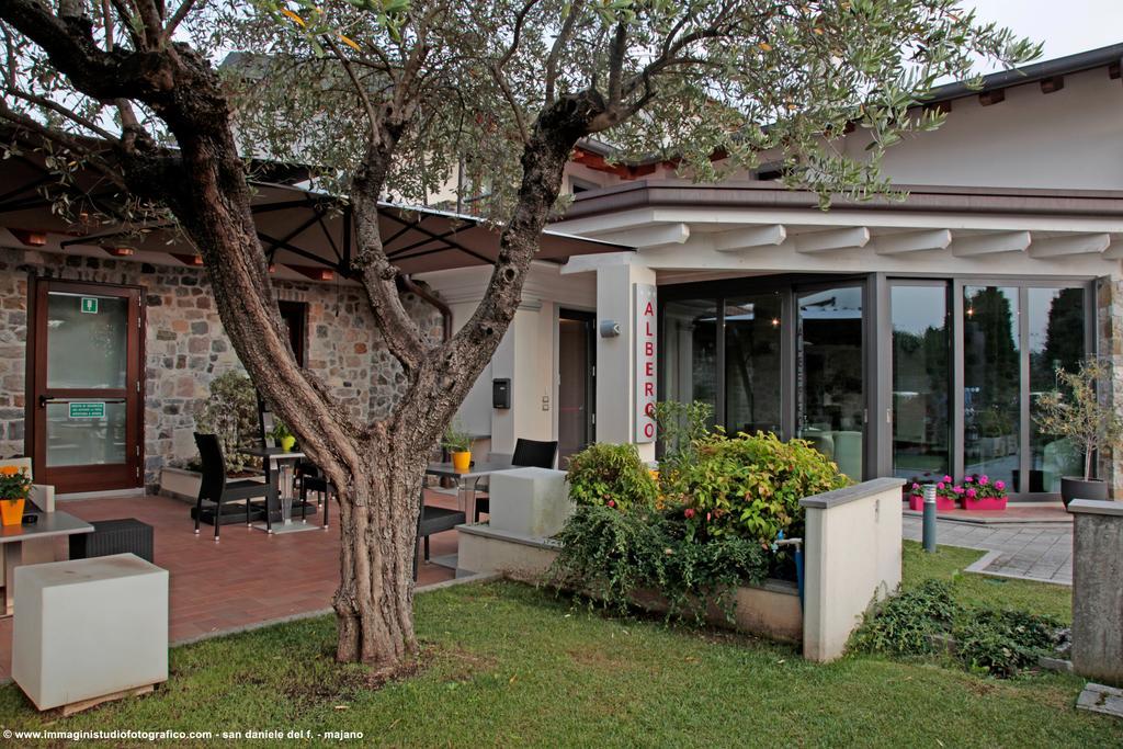 Albergo Ai Sapori ซานดาเนียลเล เดล ฟรีอูลี ภายนอก รูปภาพ